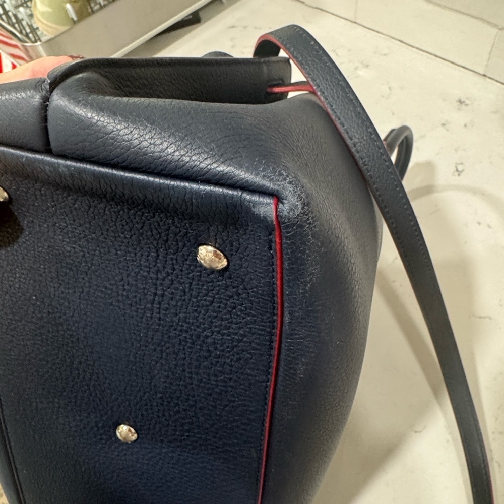 Louis Vuitton Navy Lockme - Picture 9 of 13